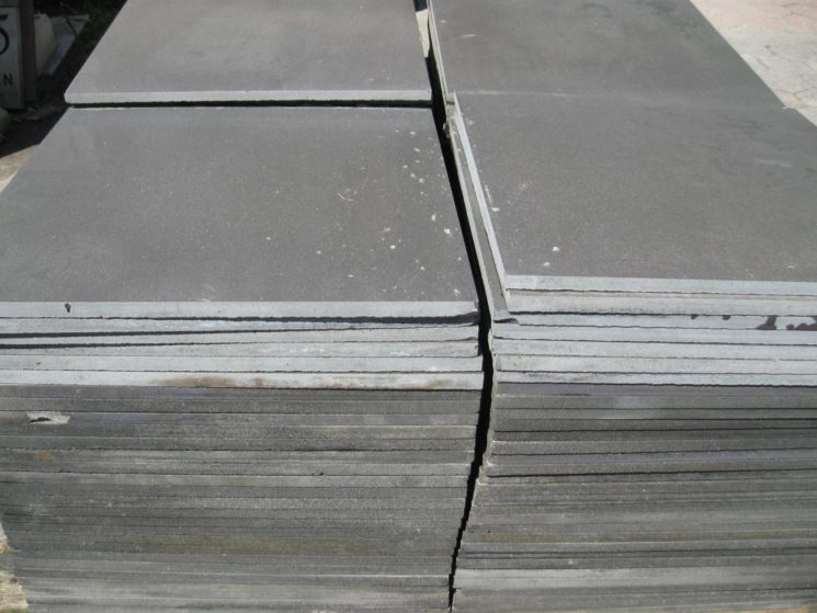 Terrassenolatten Basalt geschliffen 2 cm 4