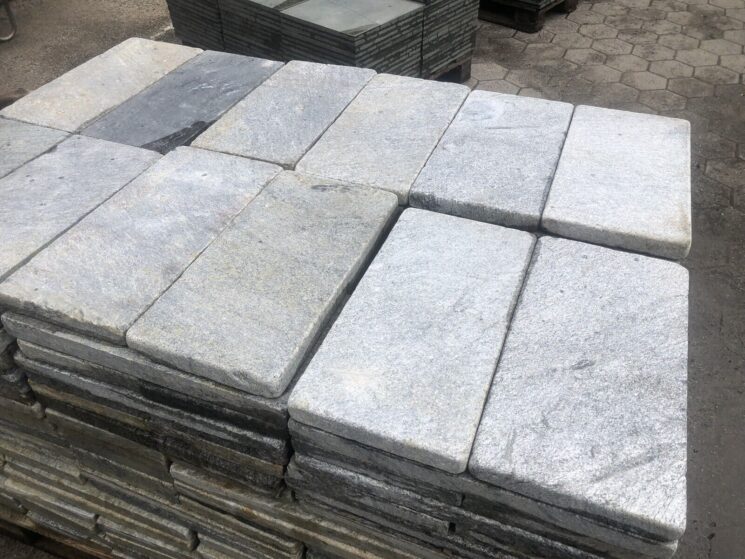 Terrassenplatten 40 Qm Marmor Ocean grey grau grün Natursteinplatten 40x20cm Restposten