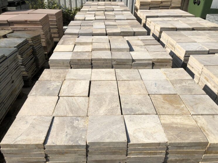 Terrassenplatten Marmor 20x20cm Gelb Beige Kanten Getrommelt 1qm